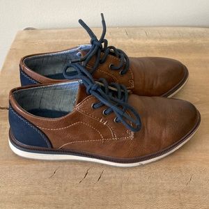 Max and Jake Boys Dress Shoes size 2M